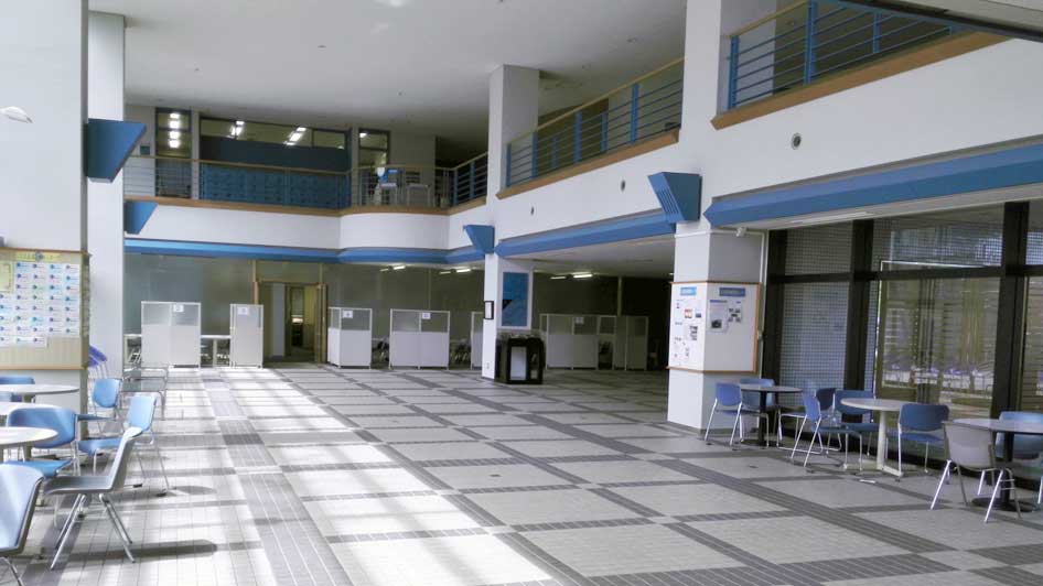 15.ロビー