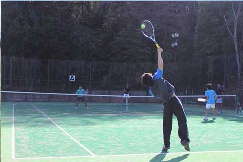 Tennis Club